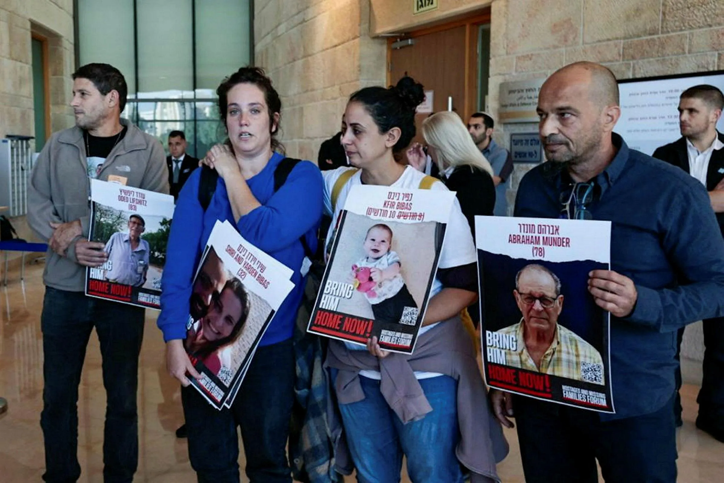 La voce della famiglia Bibas: un appello al mondo intero per la liberazione degli israeliani rapiti