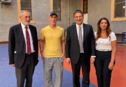 Scuole ebraiche: la visita del filantropo Uri Poliavich