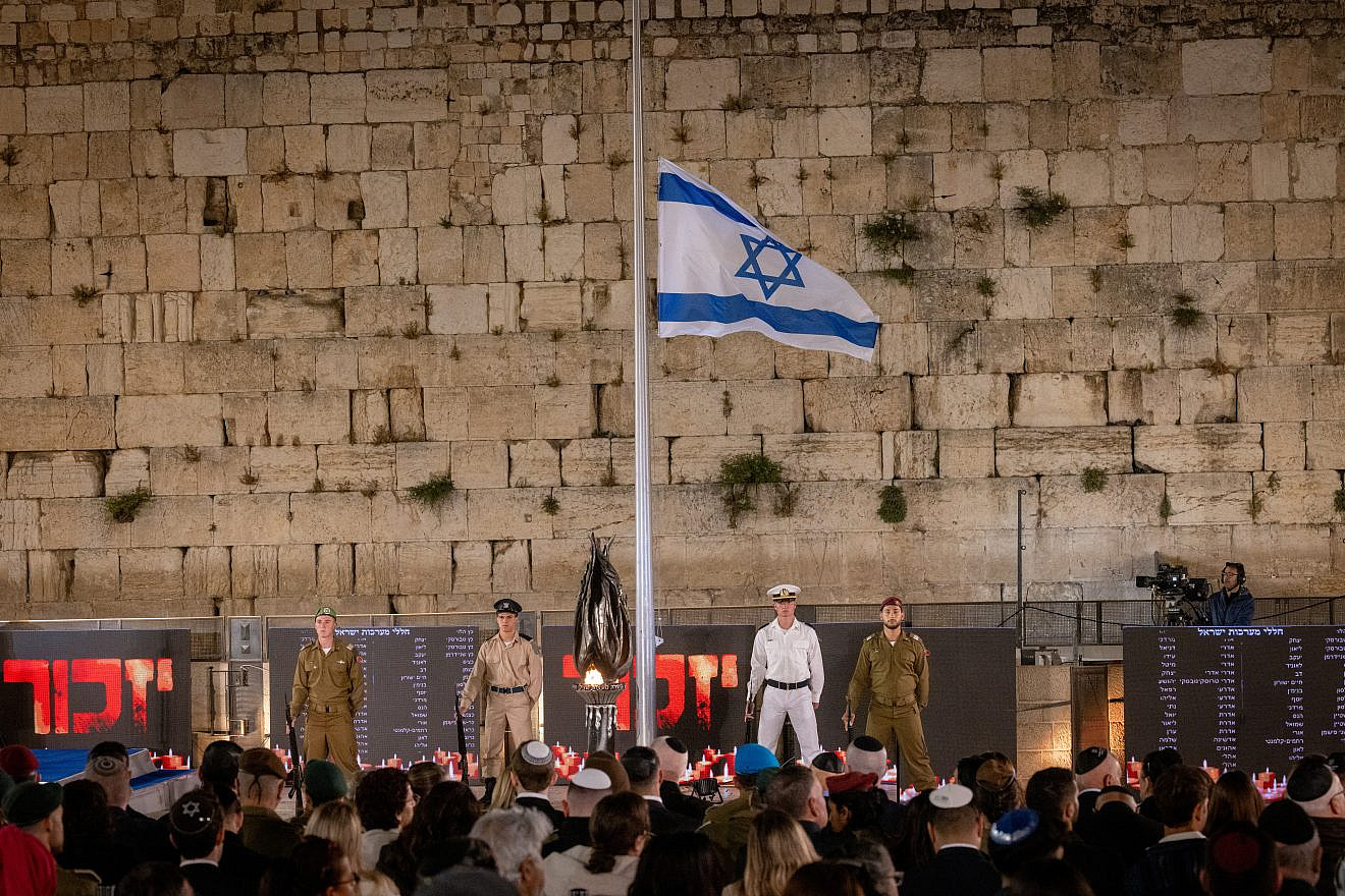 Israele celebra Yom HaZikaron. Herzog: “Questo è un anno di lutto nazionale”
