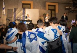 La Comunità Ebraica di Roma festeggia Yom HaAtzmaut tra la gioia e il dolore per gli ostaggi