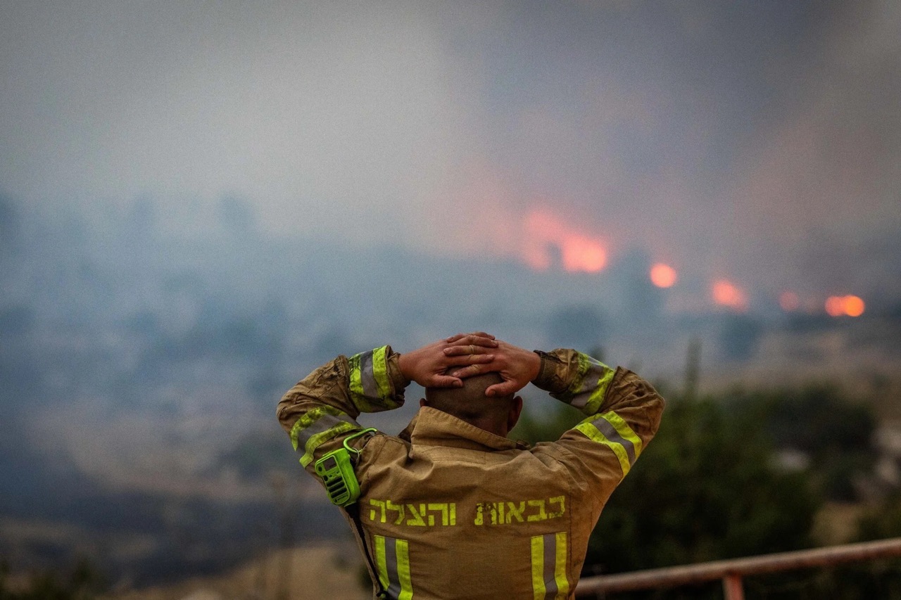 Incendi in Israele, si indaga sulla pista dolosa: Hamas incita alla violenza online