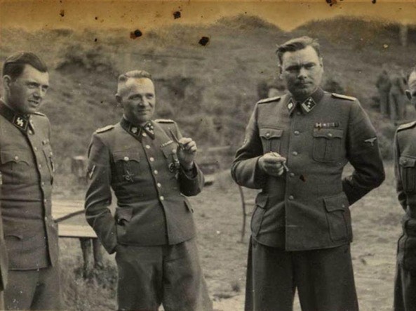 Nuovi documenti rivelano come Mengele sfuggì alla giustizia per decenni