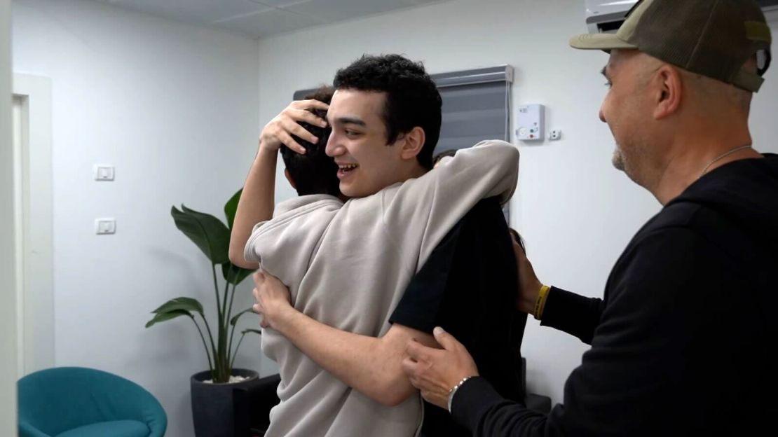 Dall’inferno alla libertà: La drammatica odissea di Edan Alexander, ostaggio di Hamas per 584 giorni