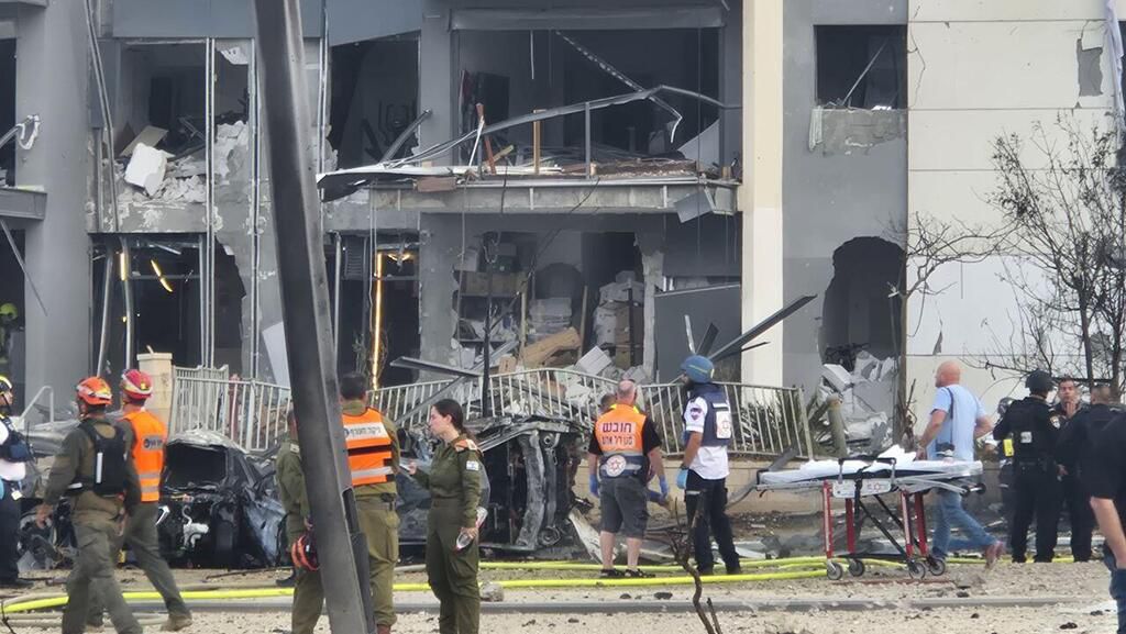 Missile iraniano su Be’er Sheva: colpito un quartiere residenziale, nessuna vittima