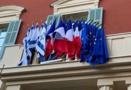 Nizza toglie la bandiera israeliana, Dublino chiude l’ambasciata