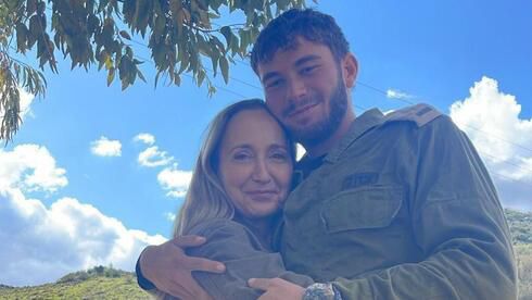 Le cornee di un soldato caduto ridanno la vista a due bambini