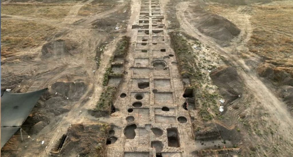 Scoperta in Israele un’antica officina di lame cananee vecchia di 5.500 anni