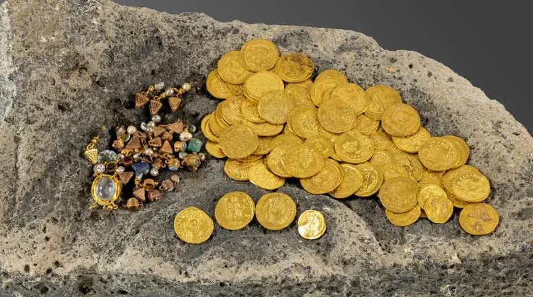 Tesoro bizantino di 1400 anni fa ritrovato a Sussita