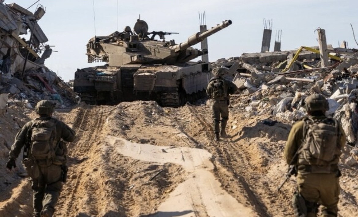 Hamas viola il cessate il fuoco. Israele risponde con raid aerei sulla Striscia di Gaza