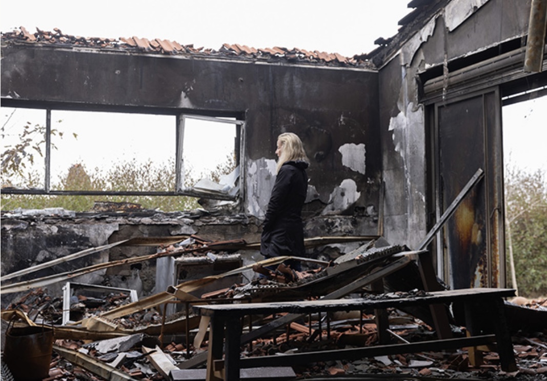 Comfort Object: oggetti che raccontano la rinascita dopo il 7 ottobre Comfort Object: oggetti che raccontano la rinascita dopo il 7 ottobre