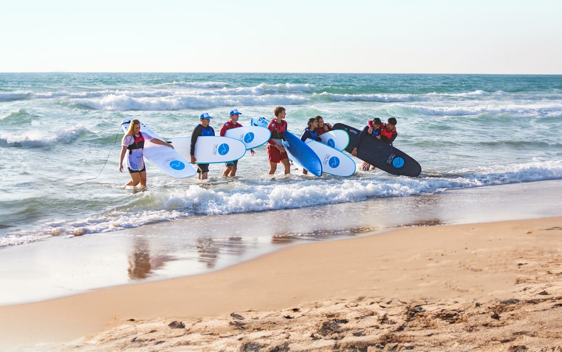 Sulla spiaggia di Zikim nasce un centro per vincere le onde della vita con il surf Sulla spiaggia di Zikim nasce un centro per vincere le onde della vita con il surf