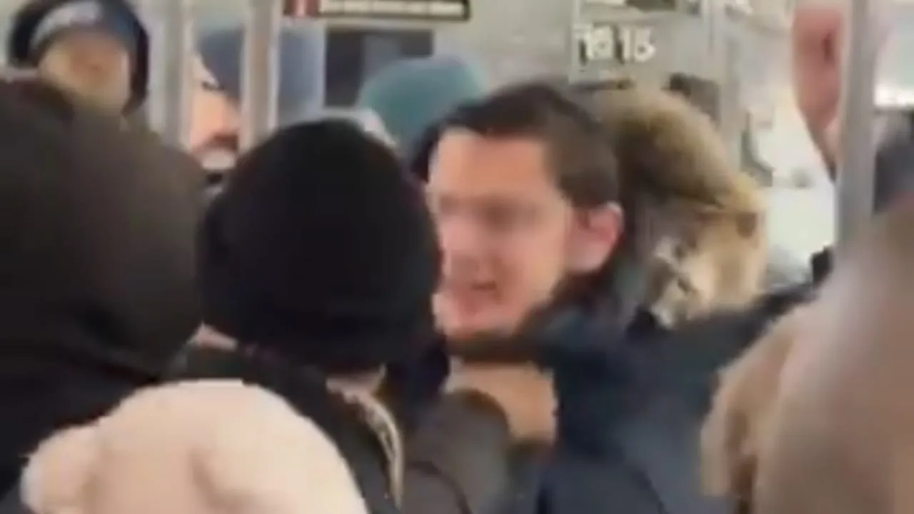 New York, Chabad aggredito sulla metro. Danon: “E’ un crimine d’odio” New York, Chabad aggredito sulla metro. Danon: “E’ un crimine d’odio”