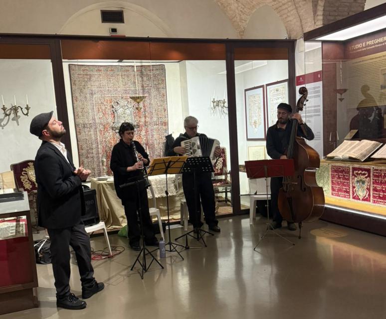 Una notte al Museo Ebraico tra arte, musica e tradizione
