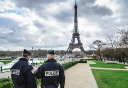 Parigi: molestati bambini ebrei all'aeroporto Charles de Gaulle