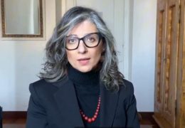 La Francia chiede le dimissioni di Francesca Albanese: “Parole oltraggiose e riprovevoli”