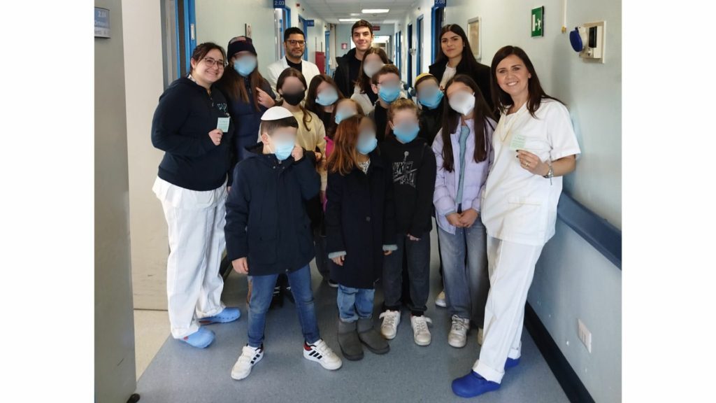 La mitzvà del Bikur Cholim dei giovani all’Ospedale Israelitico